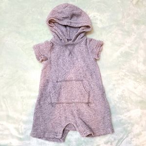 Baby GAP hooded onesie 6-12 mos
